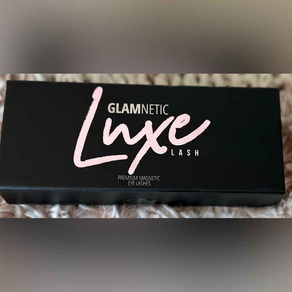 ‼️RARE‼️🎸GLAMNETIC🎸🔥NWT🔥Luxe Magnetic Lashes - Picture 5 of 9